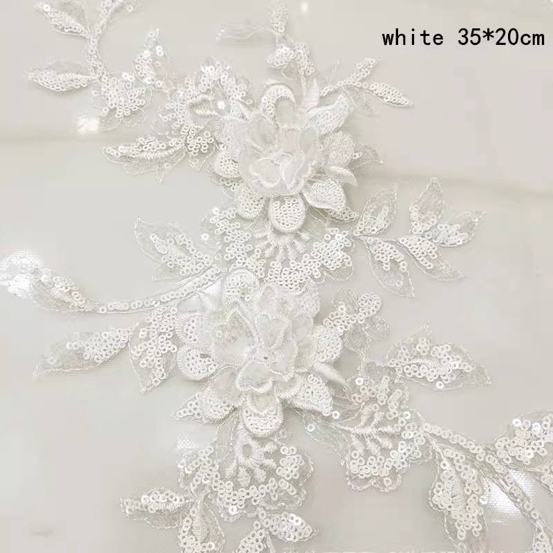 Sewing Embroidery Fabric - マルチカラーのスパンコール、立体的な花の刺繍パッチ、高級衣料品、結婚式の装飾、DIY縫製生地